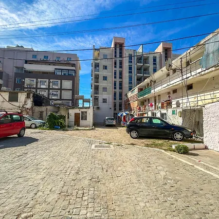 Select 727 Durrës